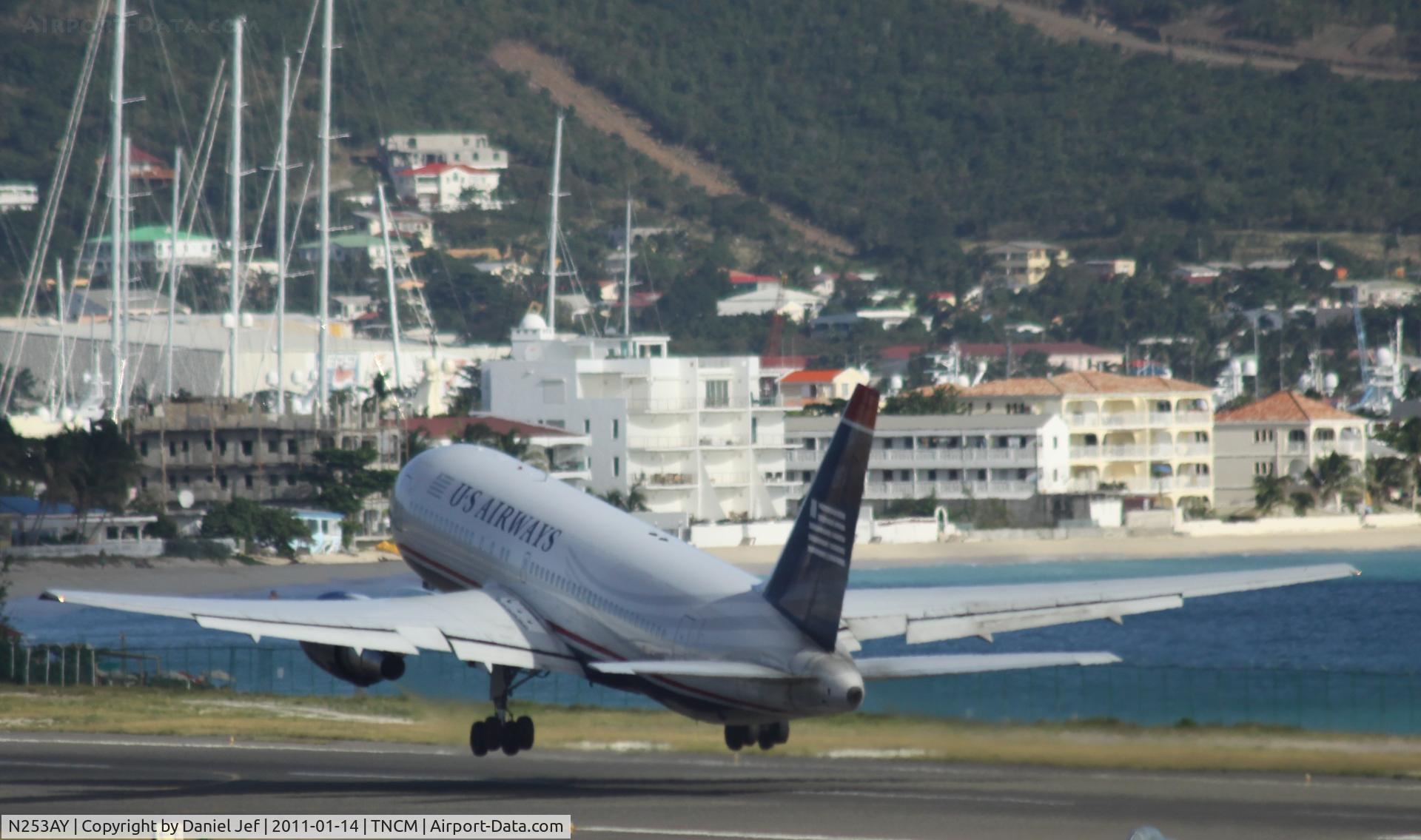 N253AY, 1990 Boeing 767-2B7 C/N 24894, US airways N253AY departing TNCM