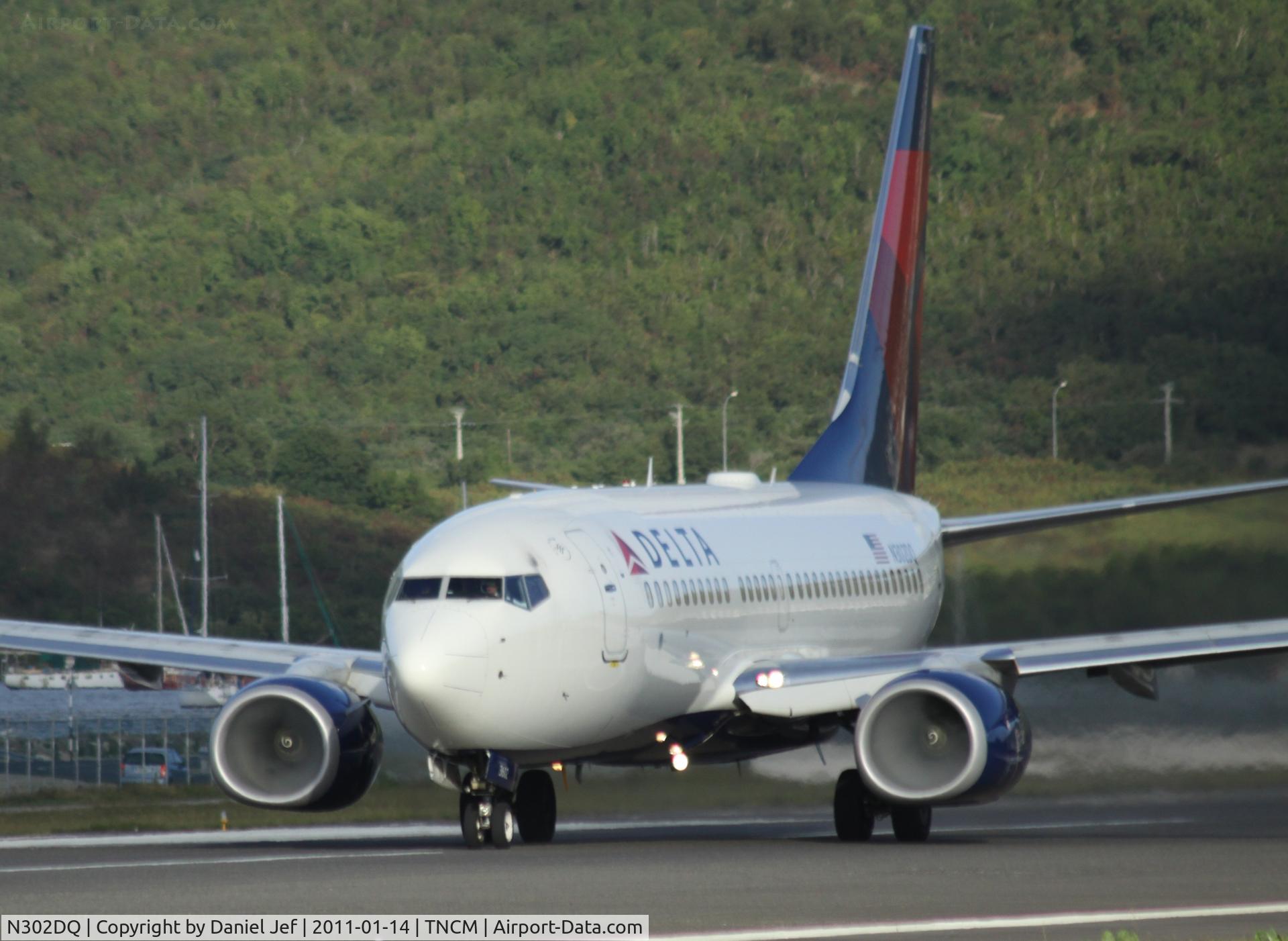 N302DQ, 2008 Boeing 737-732 C/N 29648, Delta one full RPM's departing TNCM rnway 28