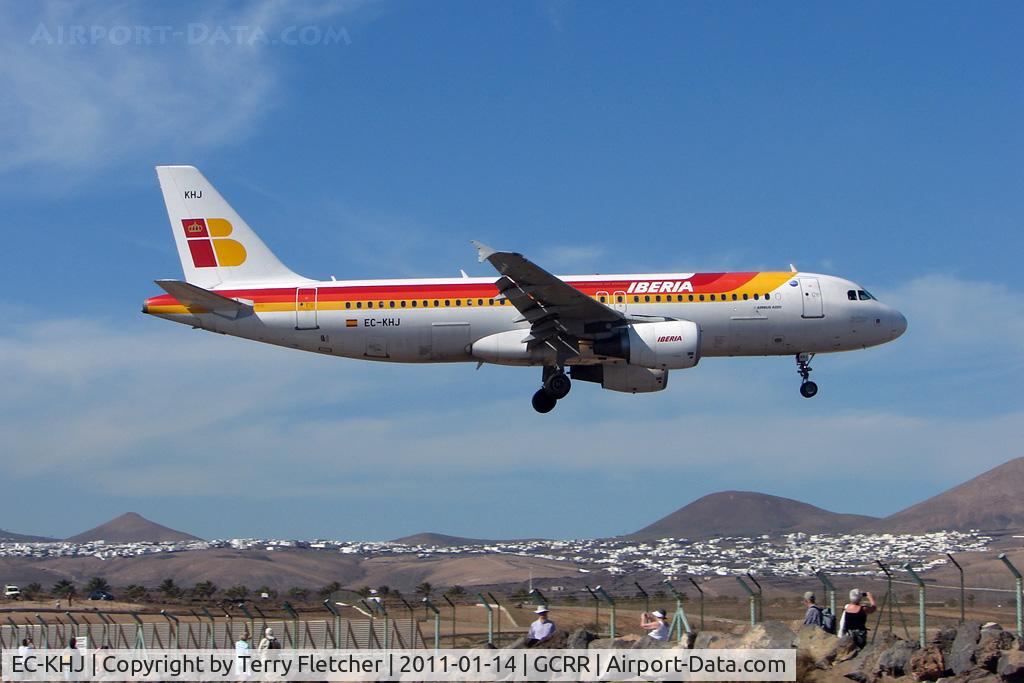 EC-KHJ, 2004 Airbus A320-214 C/N 2347, Iberia's 2004 Airbus A320-214, c/n: 2347