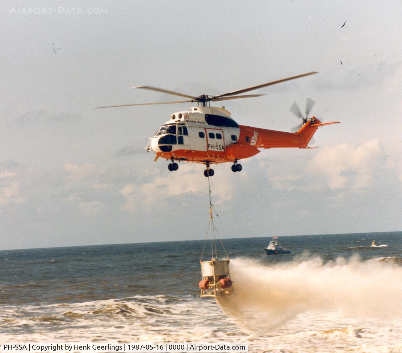 PH-SSA, Sud Aviation SA-330J Puma C/N 1585, Scheveningen Beach Air Show , May 1987