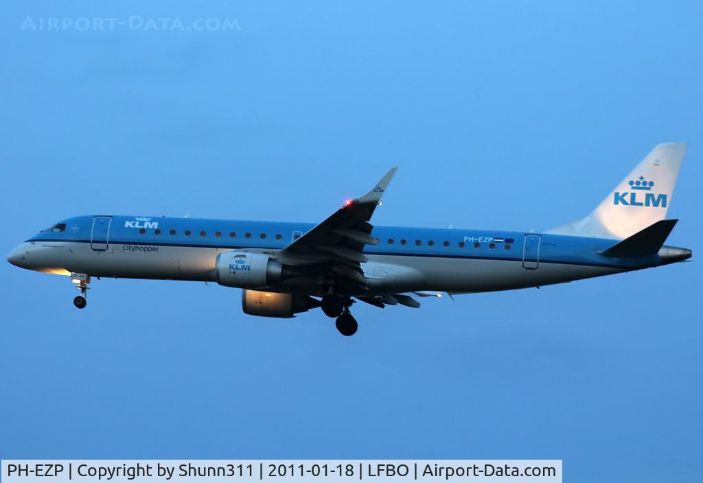 PH-EZP, 2010 Embraer 190LR (ERJ-190-100LR) C/N 19000347, Landing rwy 32L