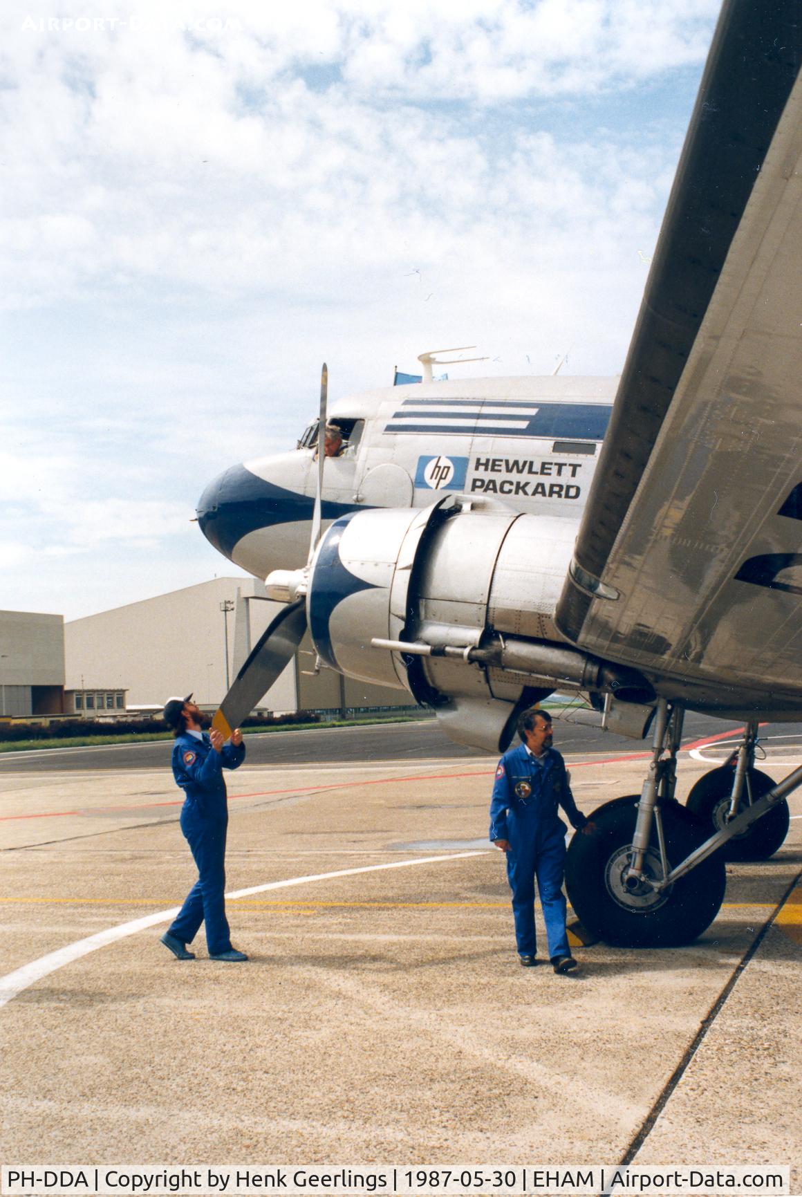 PH-DDA, 1943 Douglas C-47A-70-DL Skytrain C/N 19109, DDA , Dutch Dakota Association , May '87

Ready for Sightseeing flt