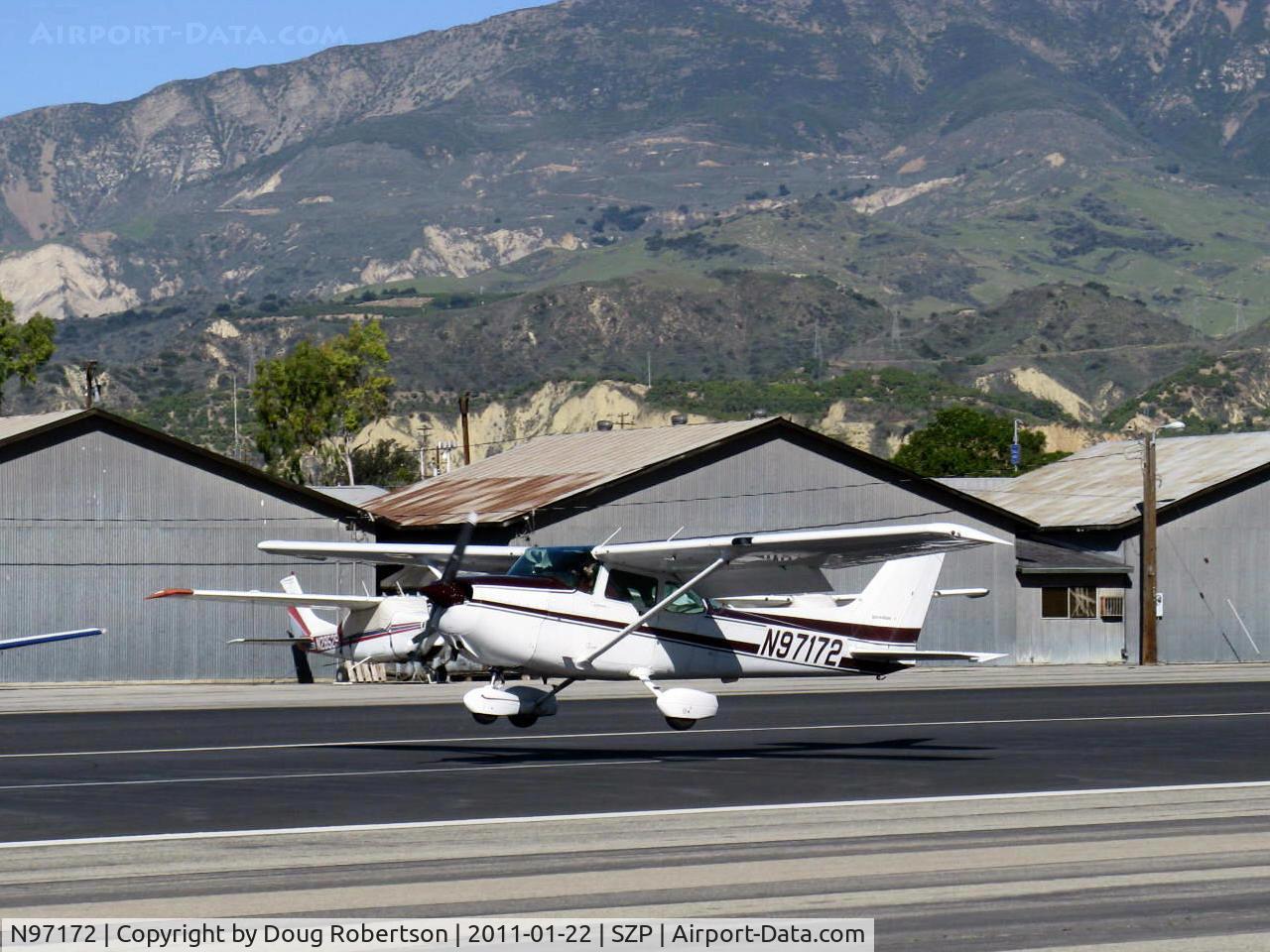 N97172, 1984 Cessna 172P C/N 17276162, 1984 Cessna 172P SKYHAWK II, Lycoming O-320-D2J 160 Hp, landing Rwy 22