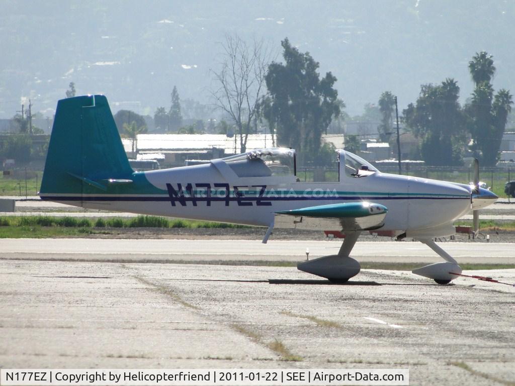 N177EZ, Cook Doug COOK SPECIAL C/N 3, Parked and waiting with cockpit open