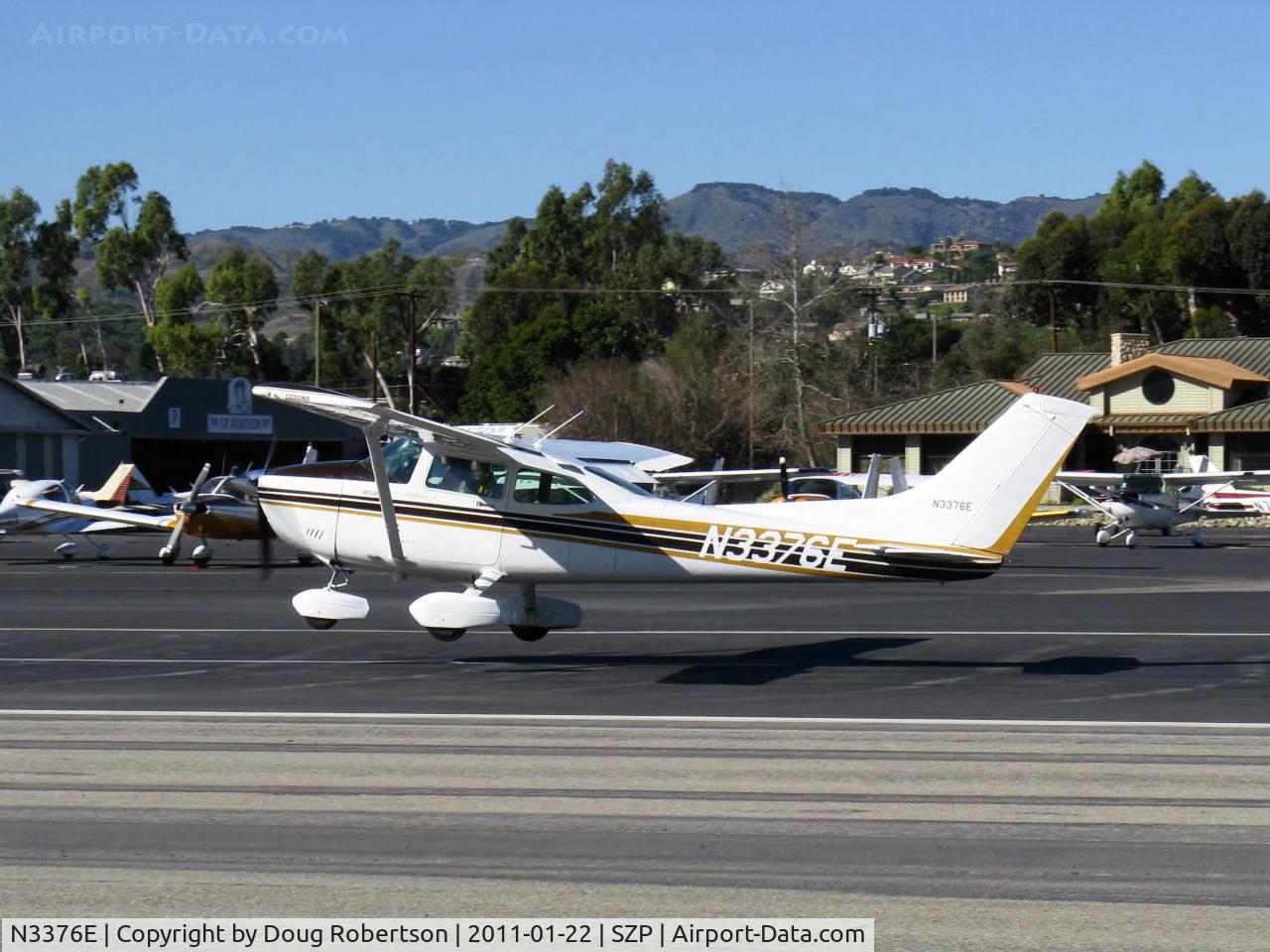 N3376E, 1982 Cessna 182R Skylane C/N 18268243, 1982 Cessna 182R SKYLANE II, Continental O-470-U 230 Hp, landing Rwy 22