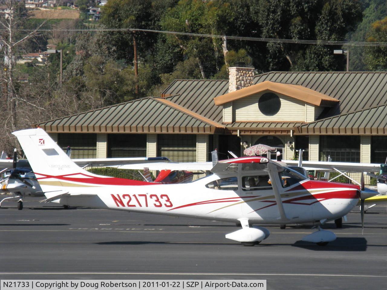 N21733, 2007 Cessna T182T Turbo Skylane Turbo Skylane C/N T18208706, 2007 Cessna T182T TURBO SKYLANE, Lycoming TIO-540-AK1A 235 Hp, taxi back