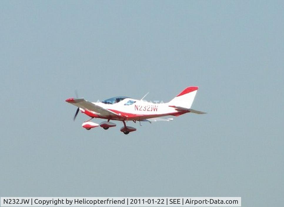 N232JW, 2007 CZAW SportCruiser C/N 07SC044, Just departed via runway 27R