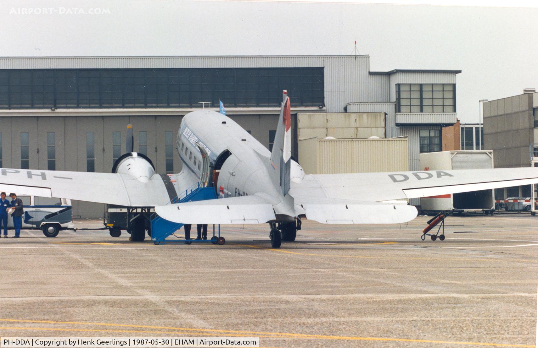 PH-DDA, 1943 Douglas C-47A-70-DL Skytrain C/N 19109, DDA - Dutch Dakota Association , Schiphol , 1987