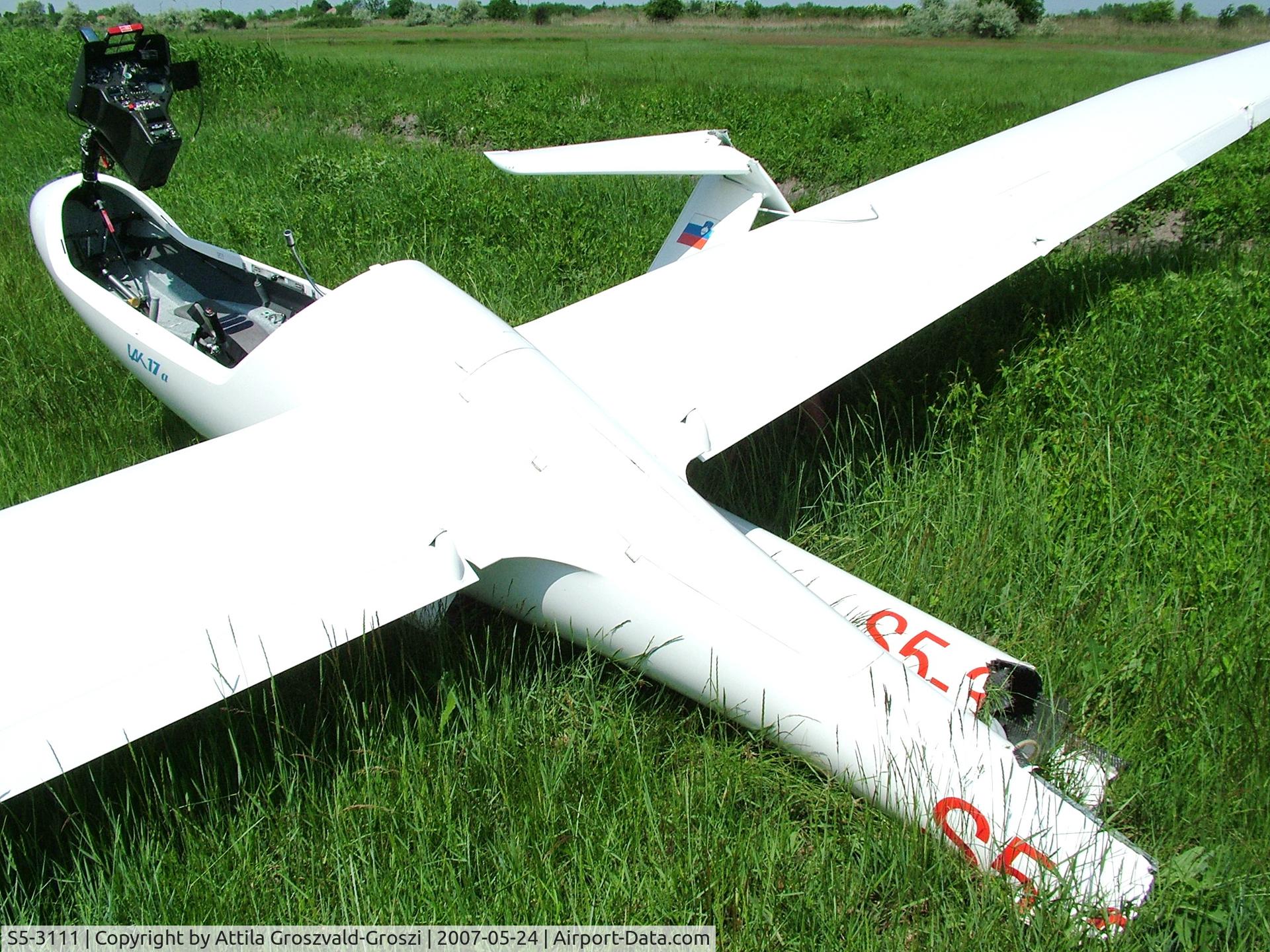 S5-3111, Sportine Aviacija LAK-17A, Following the take off the aerotowed glider climbed steeply above the tow plane. The pilot released and initiated a turn. The wingtip touched the ground and the glider swerved. The pilot remained unhurt, the fuselage and the horizontal stabiliser broke.