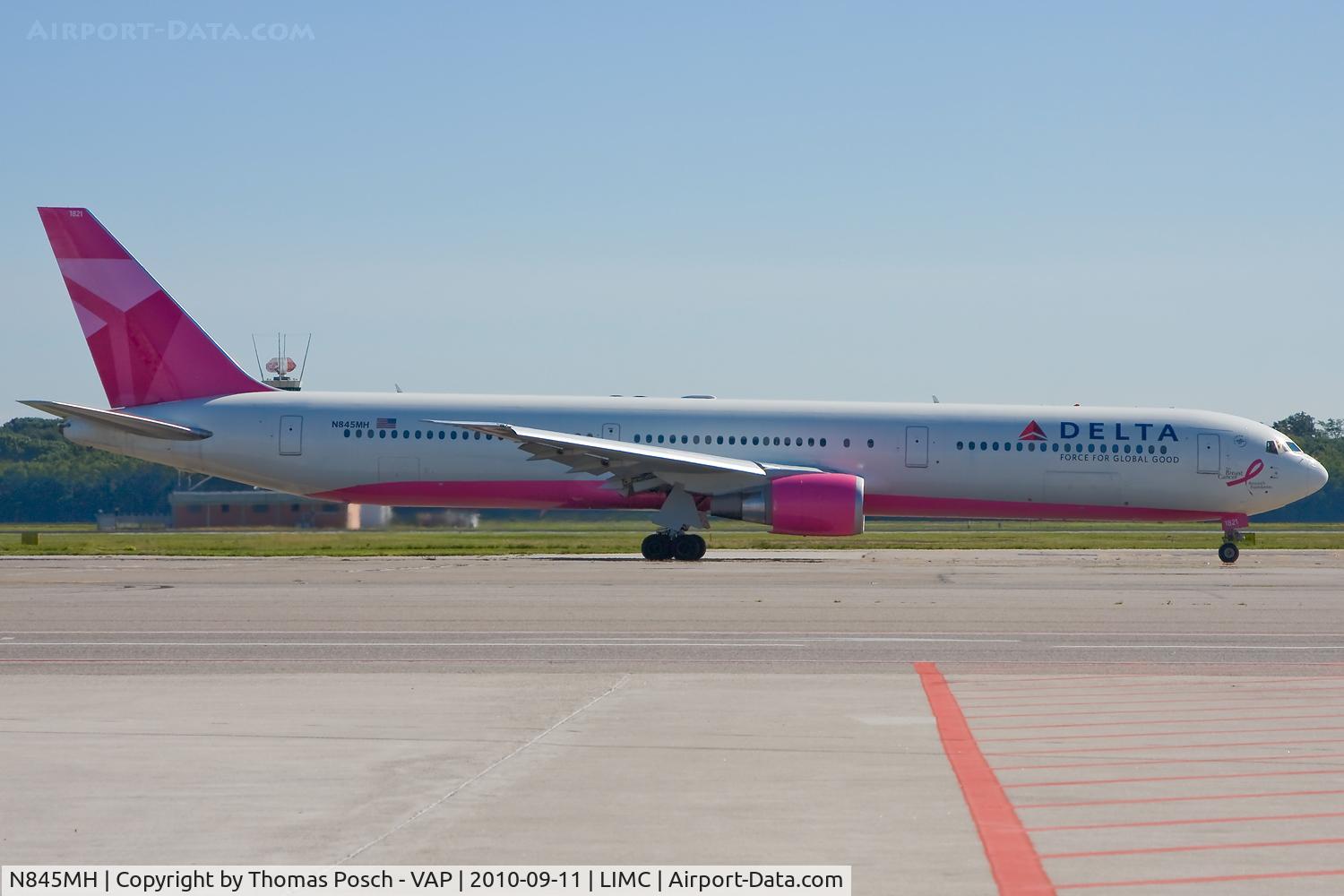 N845MH, 2002 Boeing 767-432/ER C/N 29719, Delta Airlines