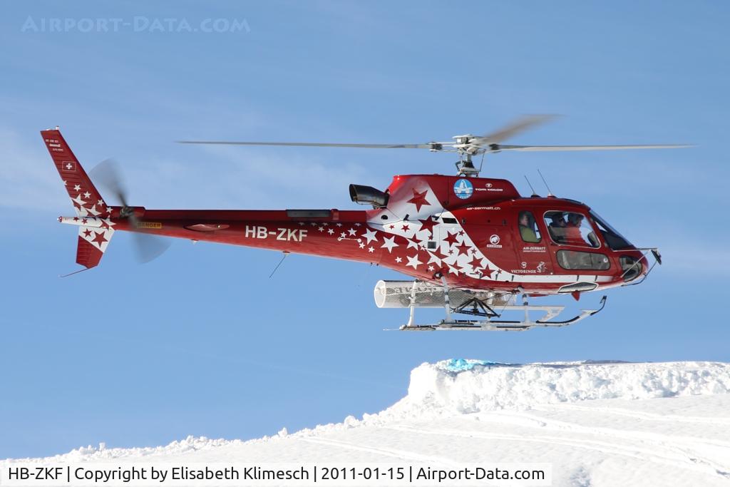 HB-ZKF, 2008 Eurocopter AS-350B-3 Ecureuil Ecureuil C/N 4541, at Lauberhorn/Switzerland