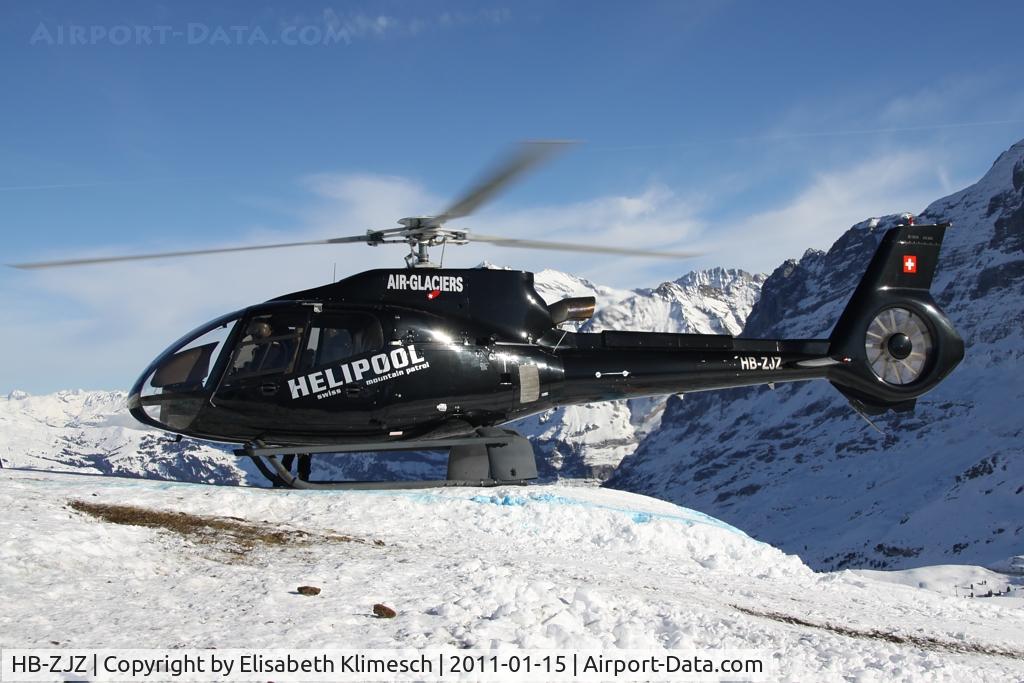 HB-ZJZ, Eurocopter EC-130B-4 (AS-350B-4) C/N 3842, at Lauberhorn/Switzerland