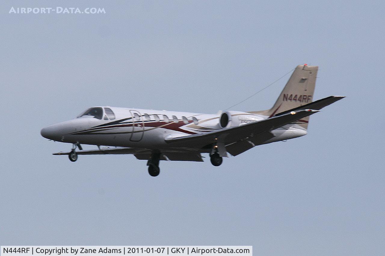 N444RF, 2001 Cessna 560 Citation Encore C/N 560-0559, 2011 Cotton Bowl game traffic landing at Arlington Municipal Airport
