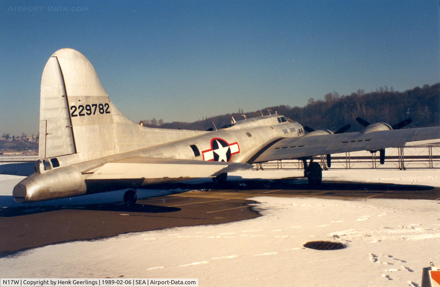 N17W, 1942 Boeing B-17F Flying Fortress (299P) C/N 42-29782, Museum of Flight  Seattle , Feb '89