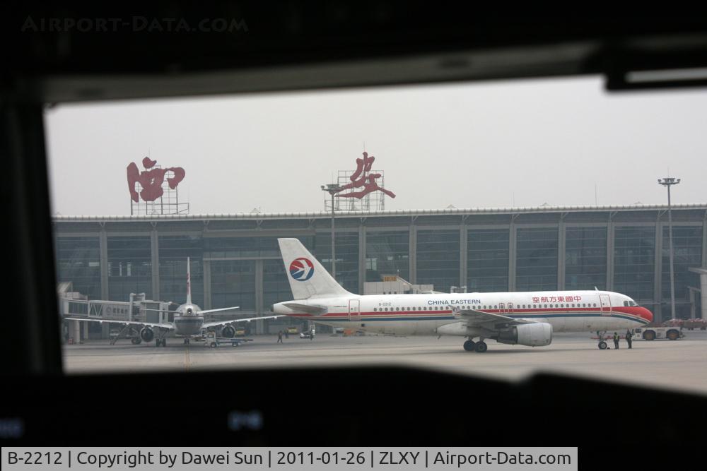 B-2212, 2000 Airbus A320-214 C/N 1316, 2212