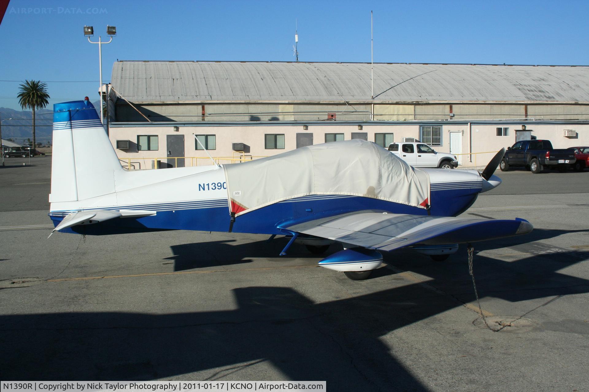 N1390R, 1975 Grumman American AA-5 Traveler C/N AA5-0790, Sitting at CNO