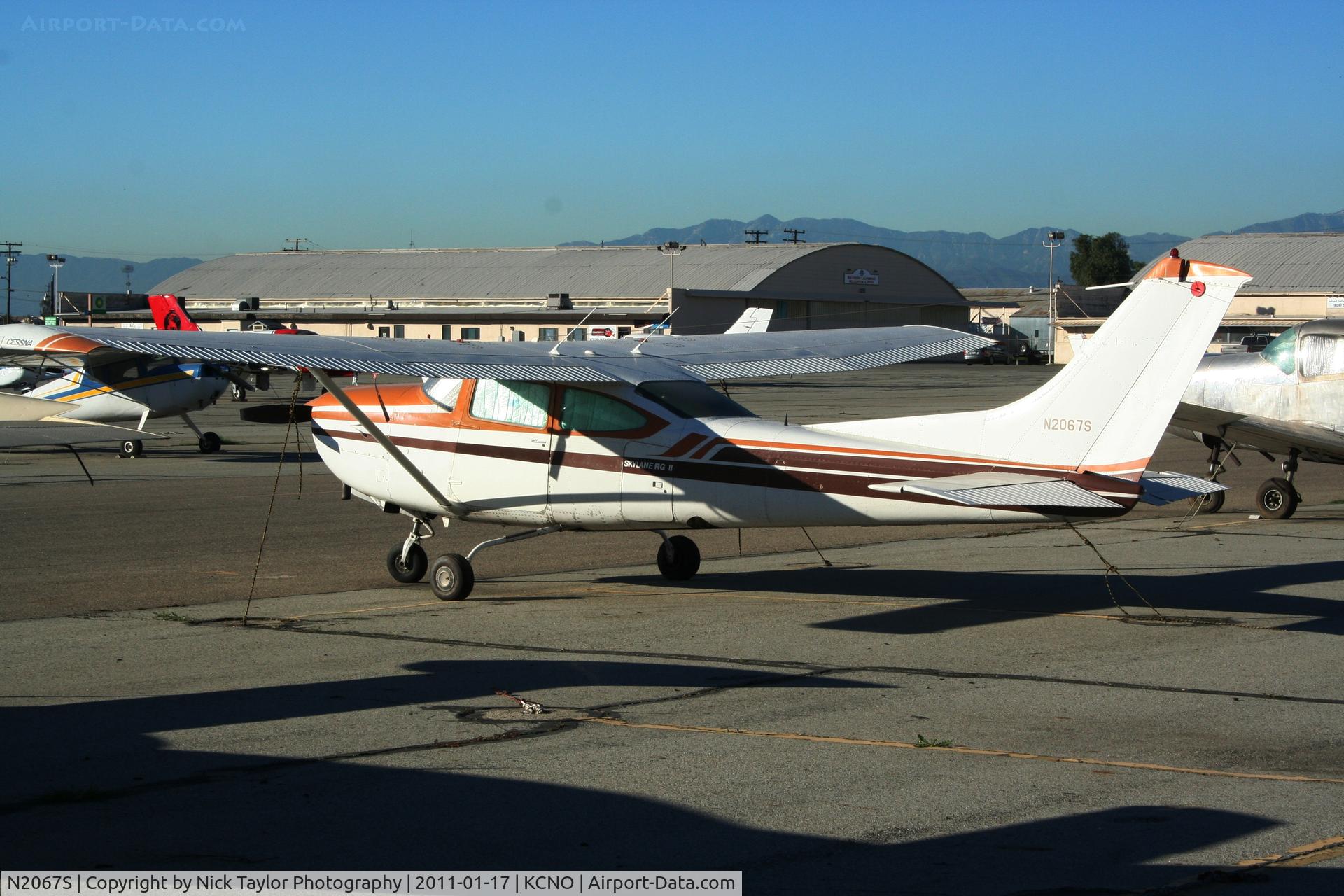 N2067S, 1979 Cessna TR182 Turbo Skylane RG C/N R18201294, Nice 182 at Chino