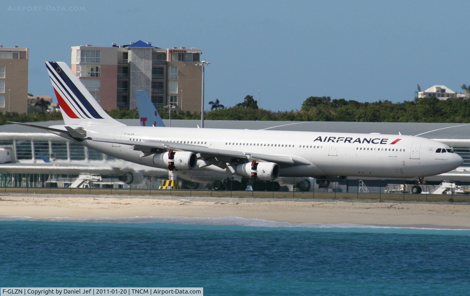 F-GLZN, 1998 Airbus A340-313X C/N 245, Air France F-GLZN landing at TNCM