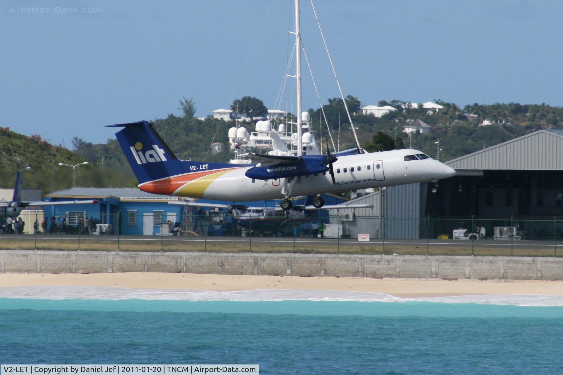 V2-LET, 1995 De Havilland Canada DHC-8-311B Dash 8 C/N 416, Liat V2-LET departing TNCM