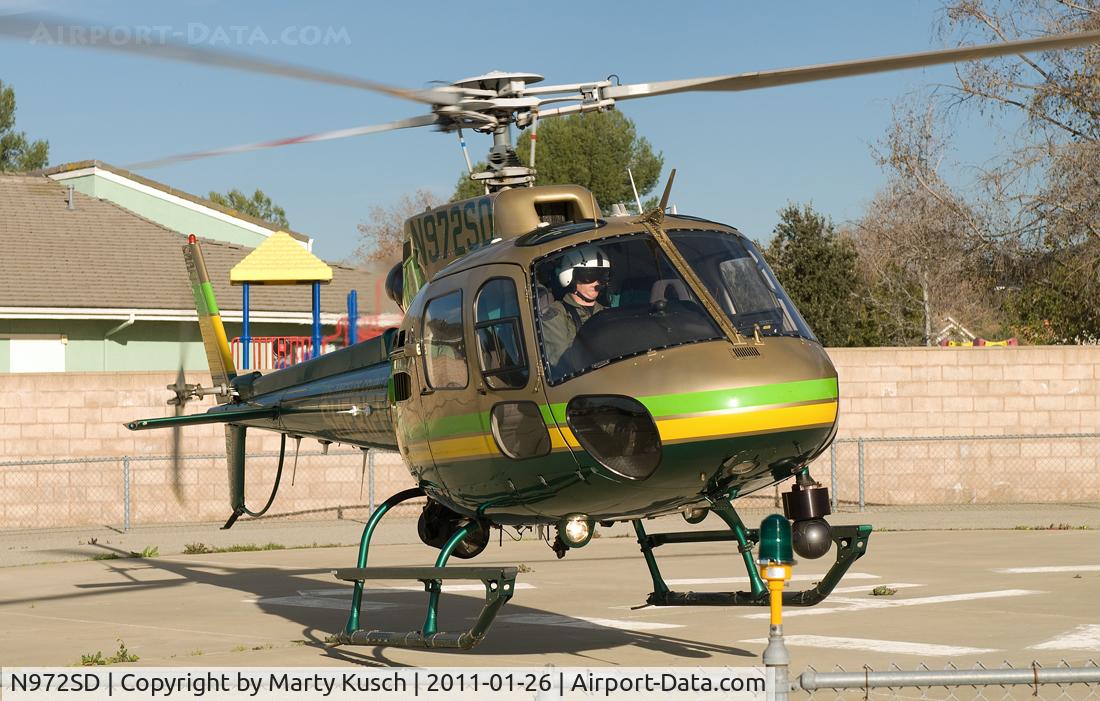 N972SD, 2003 Eurocopter AS-350B-2 Ecureuil Ecureuil C/N 3771, Landing at Walnut Station.
