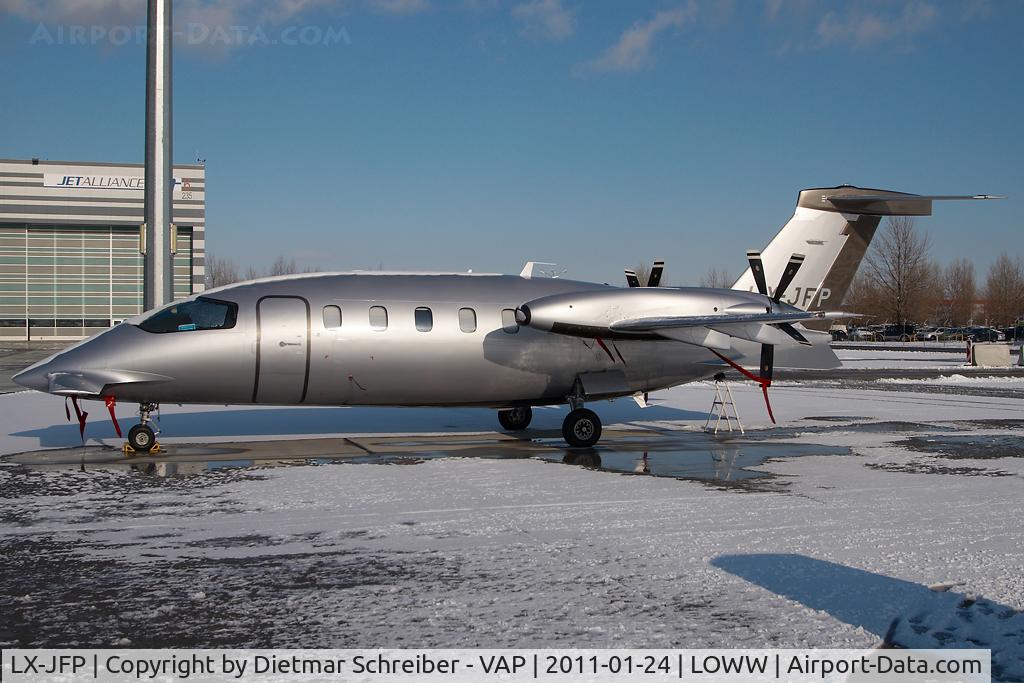 LX-JFP, 2009 Piaggio P-180 Avanti II C/N 1176, Piaggio 180