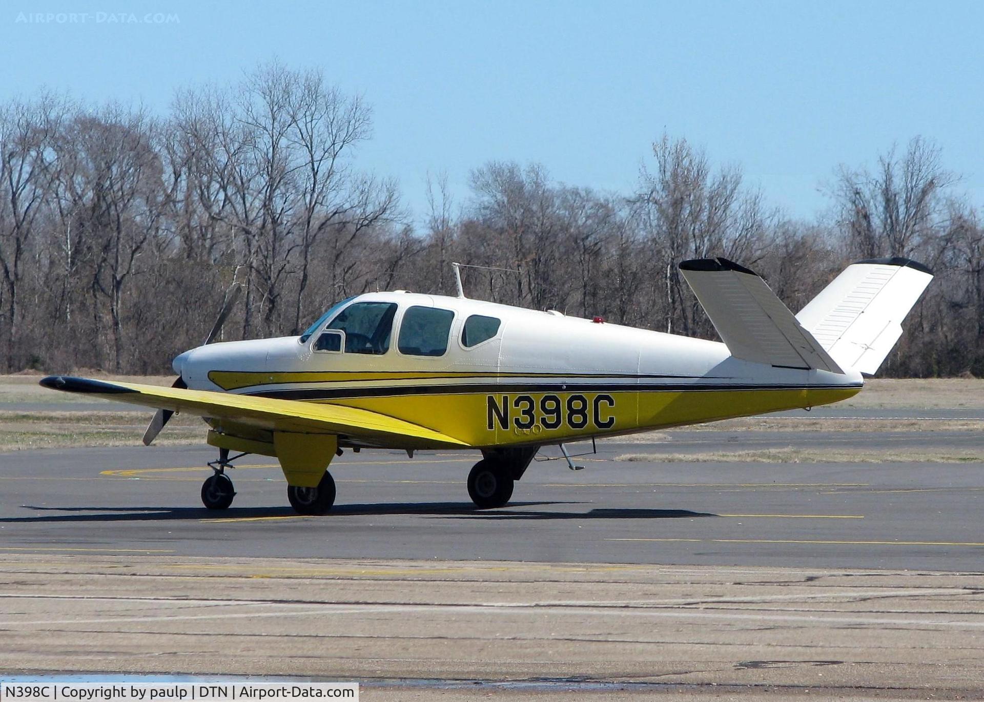 N398C, 1958 Beech J35 Bonanza C/N D-5571, At Downtown Shreveport.
