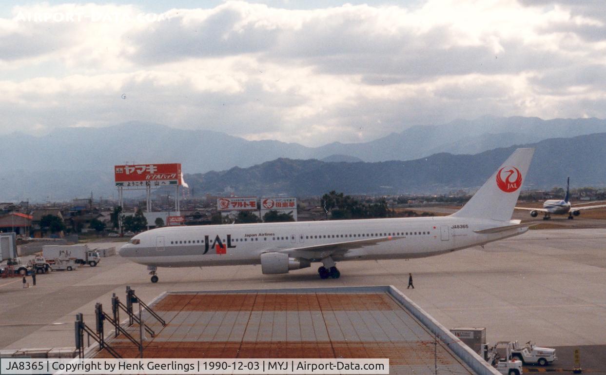 JA8365, 1990 Boeing 767-346 C/N 24783, JAL , B767 at Matsuyama Airport , dec '90