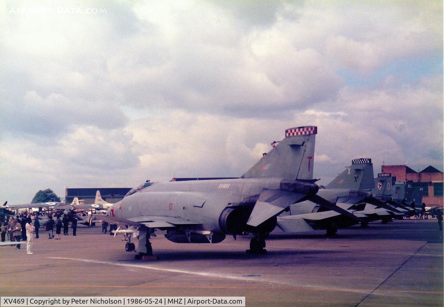 XV469, 1969 McDonnell Douglas Phantom FGR2 C/N 3282, Phantom FGR.2 of 56 Squadron at RAF Coningsby on display at the 1986 RAF Mildenhall Air Fete.