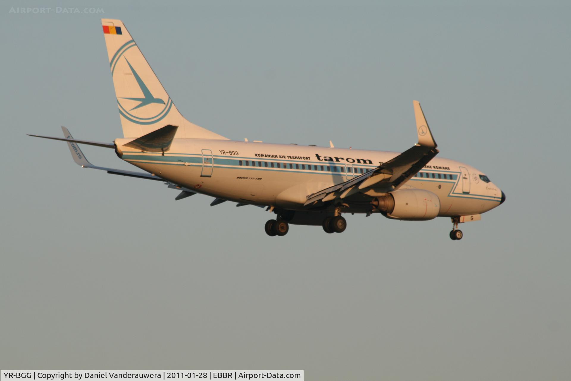 YR-BGG, 2001 Boeing 737-78J C/N 28442, Flight RO371 is descending to RWY 02