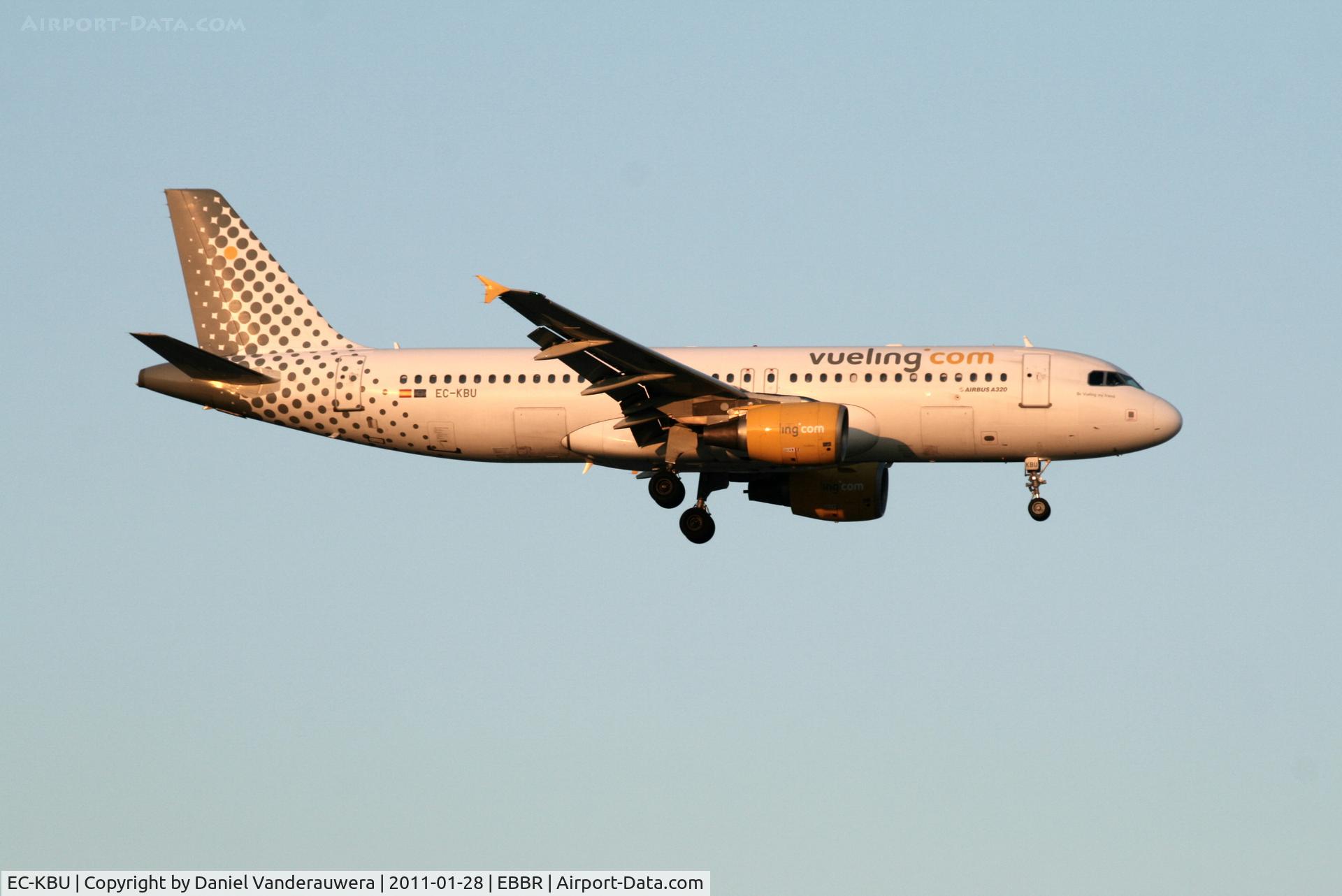 EC-KBU, 2001 Airbus A320-214 C/N 1413, Early arrival of flight VY8988 to RWY 02