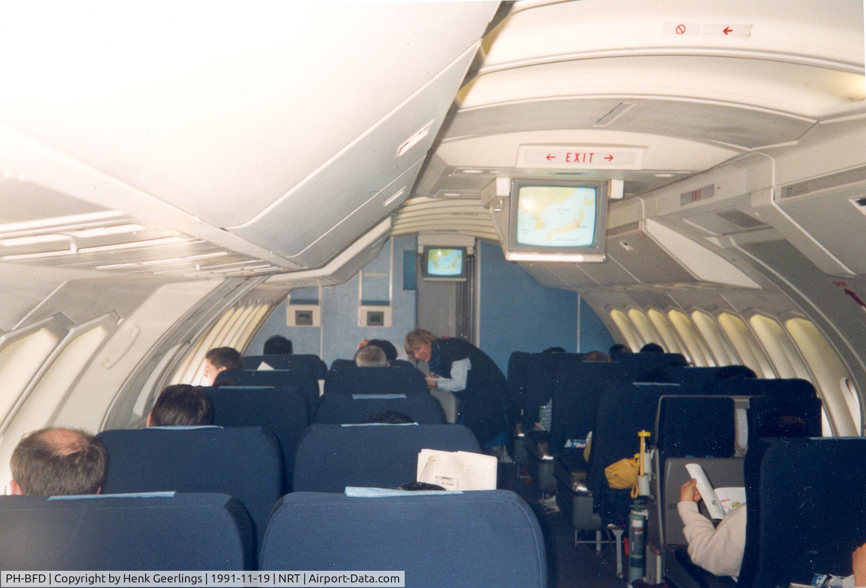 PH-BFD, 1989 Boeing 747-406BC C/N 24001, KLM , Upperdeck - Business Class