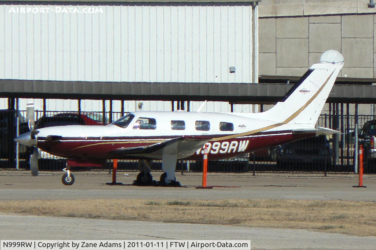 N999RW, 2001 Piper PA-46-500TP C/N 4697037, At Meacham Field - Fort Worth, TX