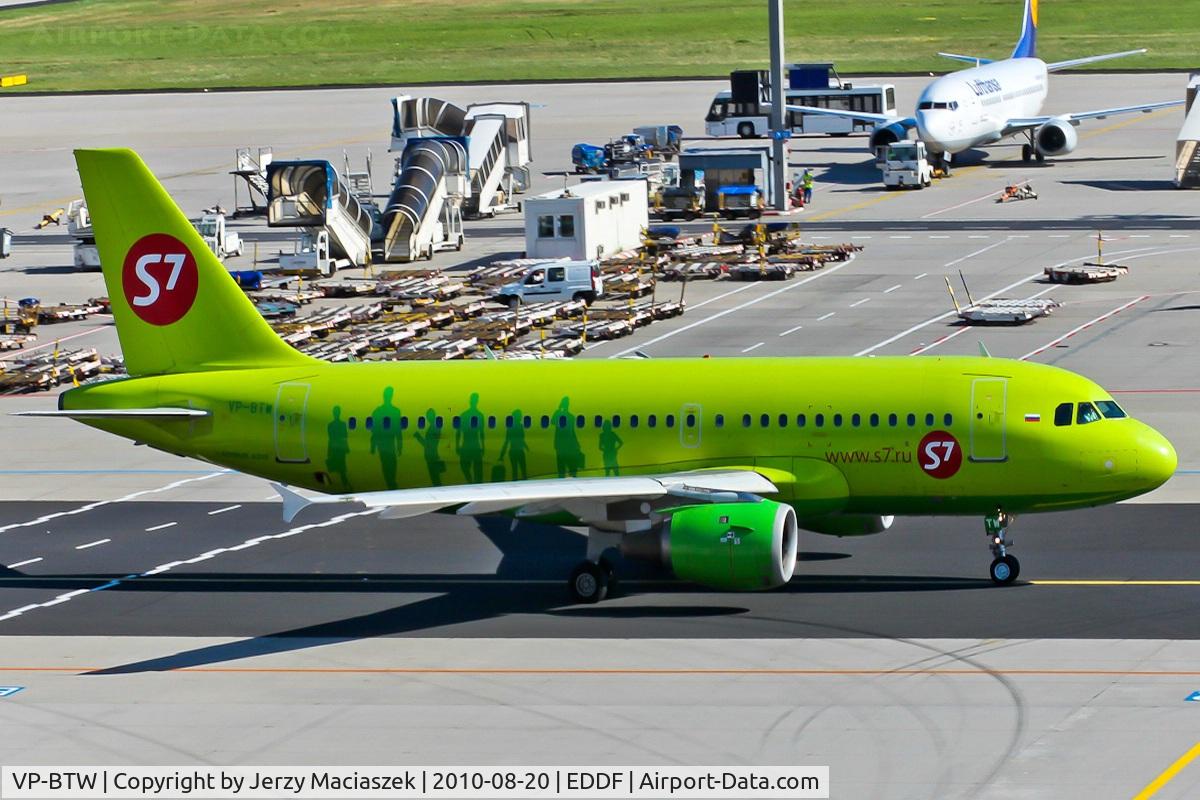 VP-BTW, 1999 Airbus A319-114 C/N 1090, VP-BTW_
Airbus A319-114