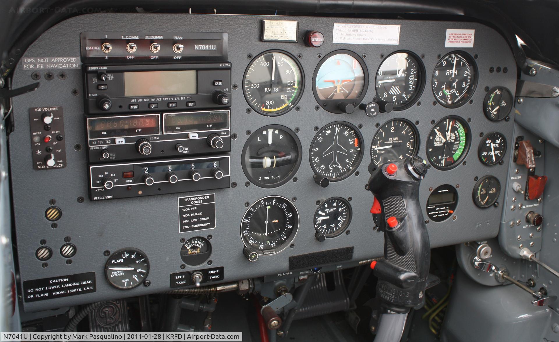 N7041U, 1957 Beech T-34B C/N 144115, Beech T-34B