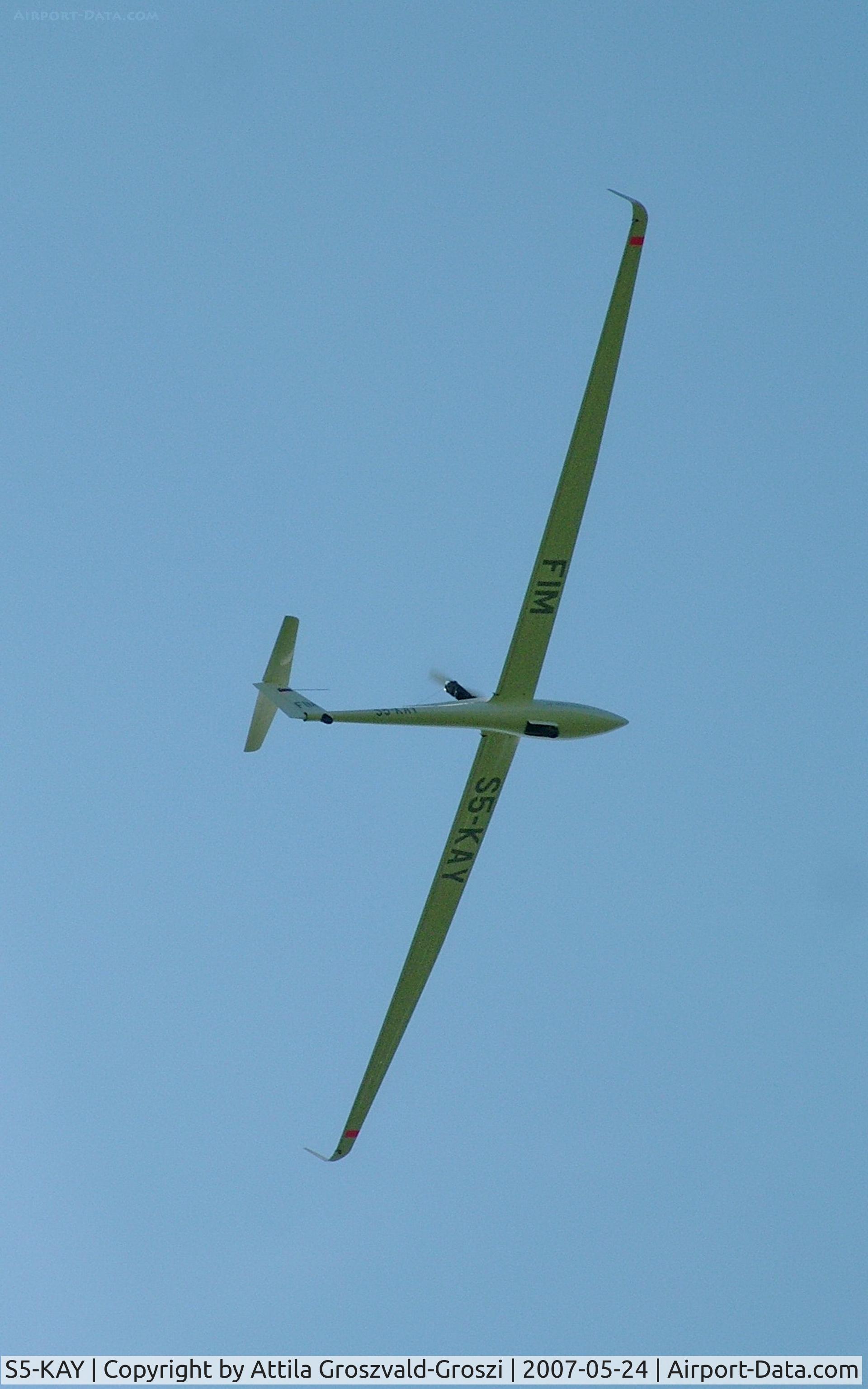 S5-KAY, DG Flugzeugbau DG-808 B C/N Not found S5-KAY, Szatymaz Airfield - Hungary.