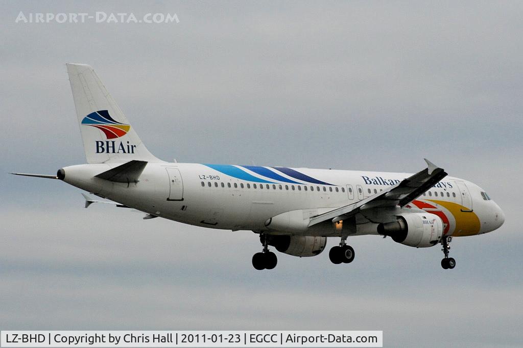 LZ-BHD, 1991 Airbus A320-211 C/N 221, BH Air A321 on approach for RW05L