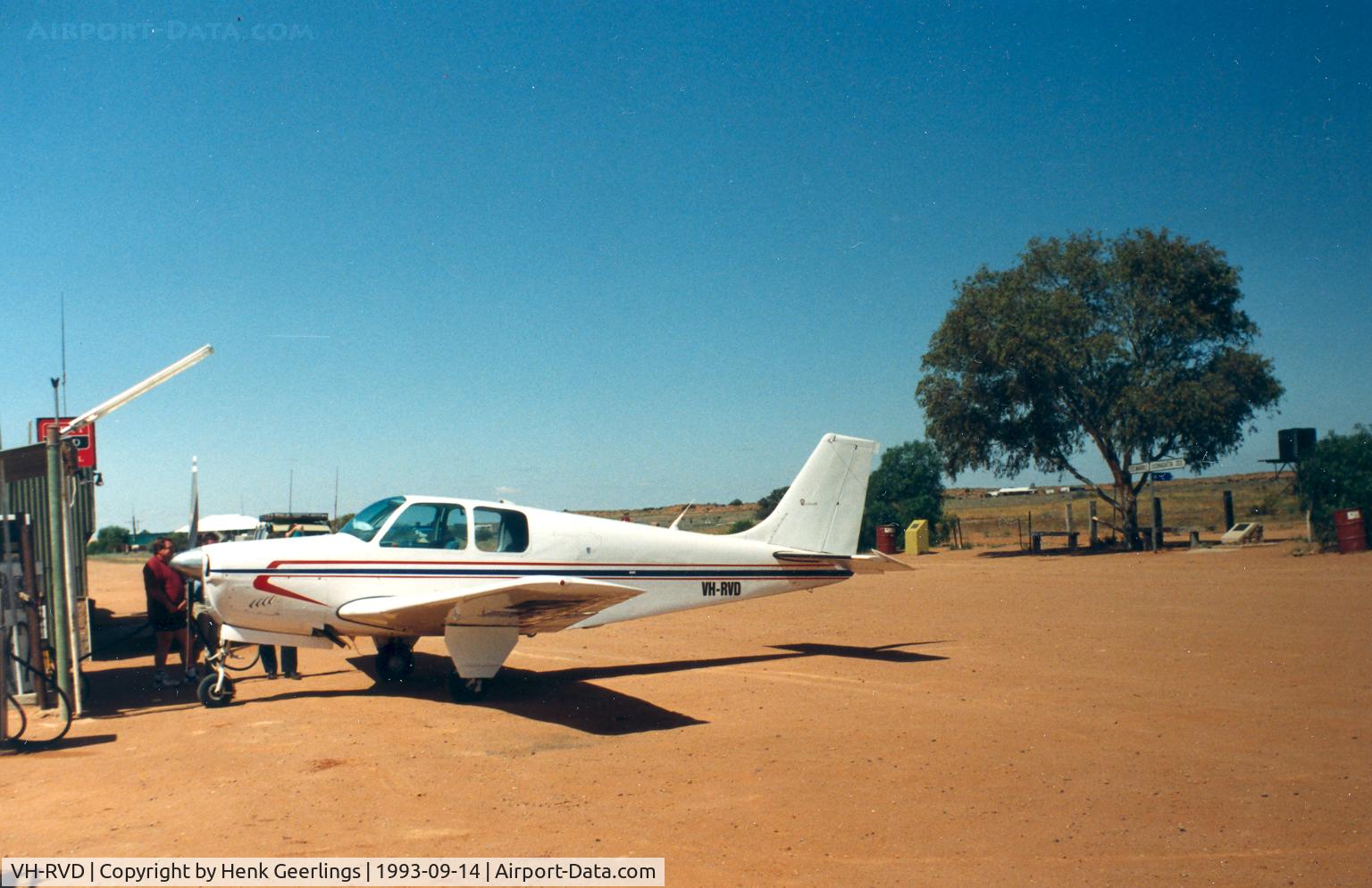VH-RVD, 1962 Beech 35-B33 Debonair C/N CD-458, William Creek airstrip , Oodnadatta Track SA