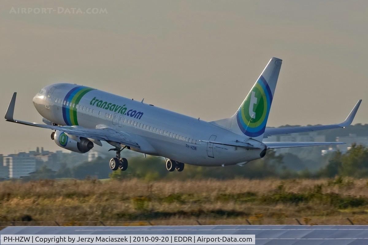 PH-HZW, 2002 Boeing 737-8K2 C/N 29345, PH-HZW_
Boeing 737-8K2