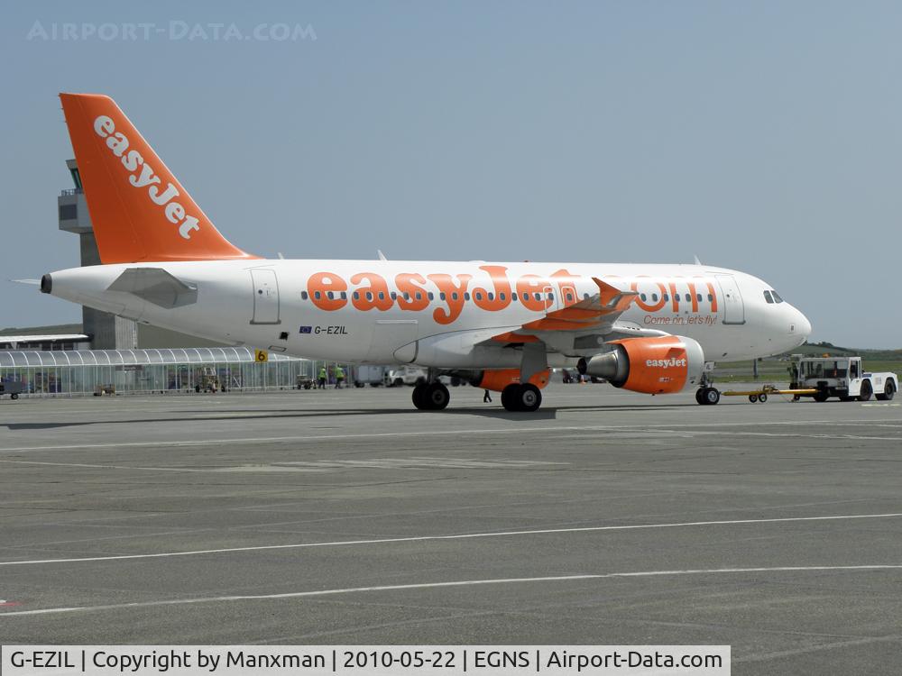 G-EZIL, 2005 Airbus A319-111 C/N 2492, The second Easyjet visit to the IOM