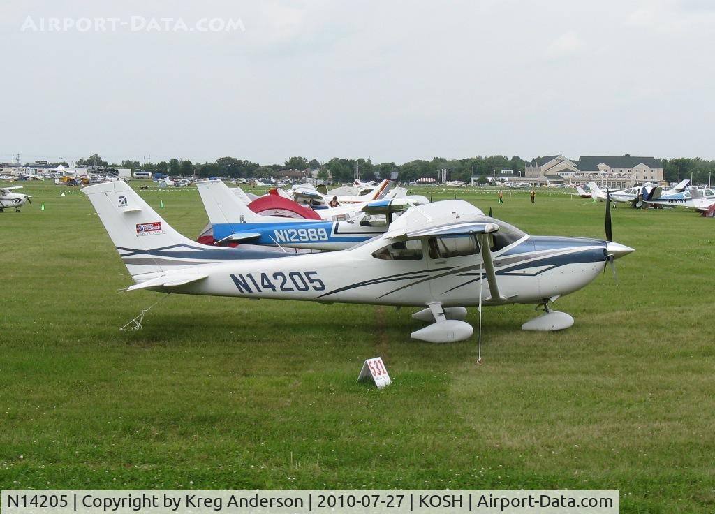 N14205, 2007 Cessna 182T Skylane C/N 18281889, EAA AirVenture 2010