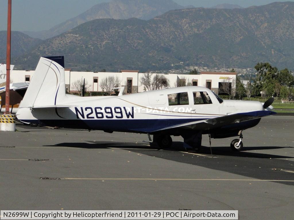N2699W, 1966 Mooney M20E C/N 1012, Parked in transient parking