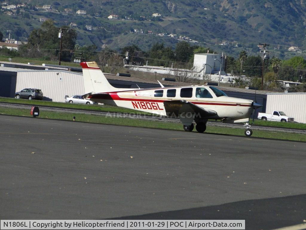N1806L, 1976 Beech A36 Bonanza 36 C/N E-836, Taxiing back from landing towards the hanger