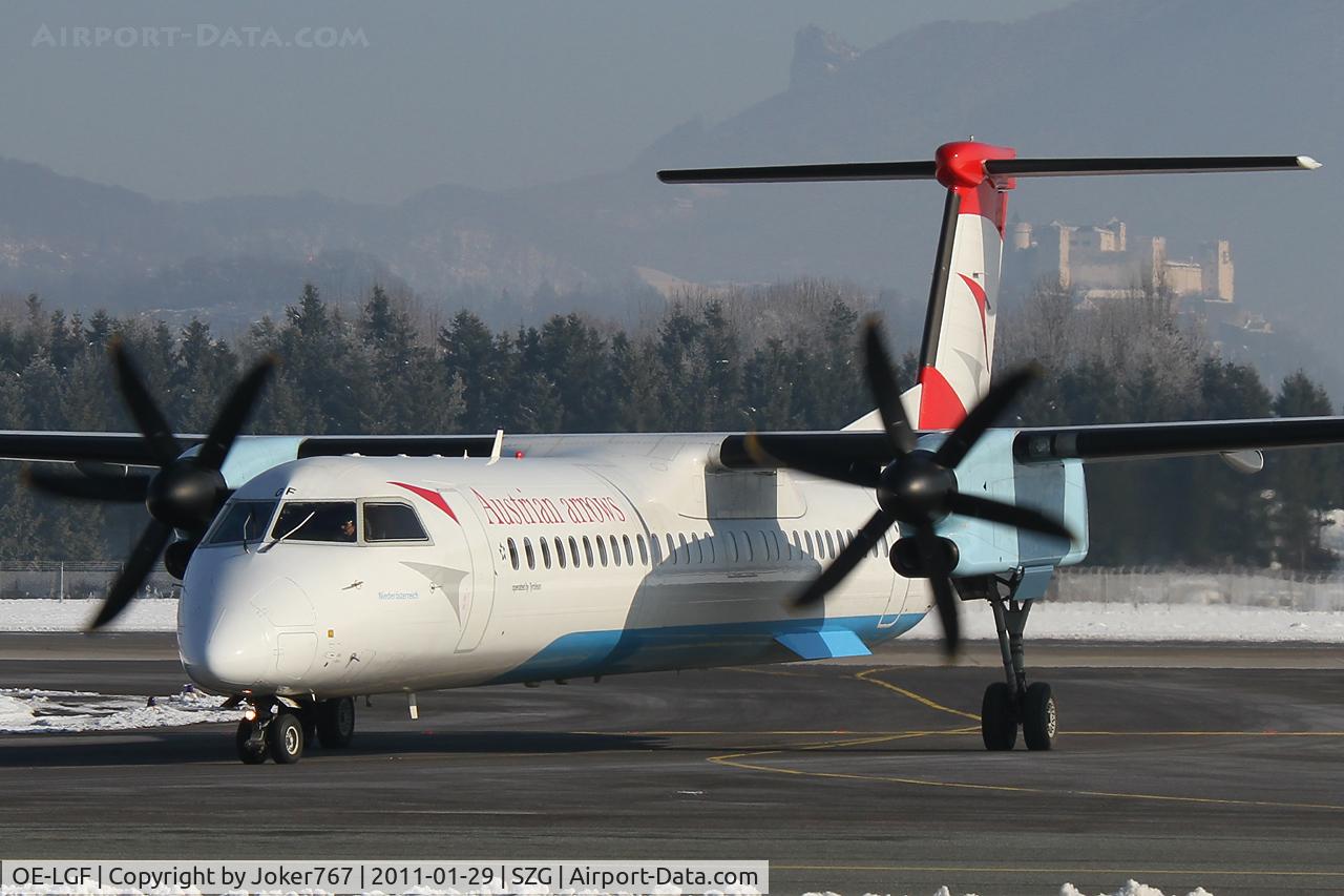 OE-LGF, 2002 De Havilland Canada DHC-8-402Q Dash 8 C/N 4068, Austrian arrows