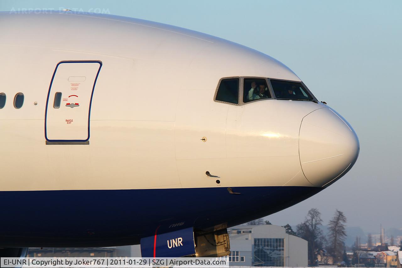 EI-UNR, 1999 Boeing 777-212/ER C/N 28523, Transaero