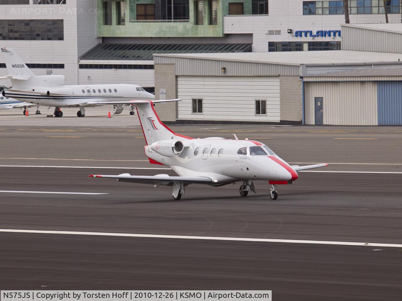 N575JS, 2009 Embraer EMB-500 Phenom 100 C/N 50000051, N575JS arriving on RWY 03