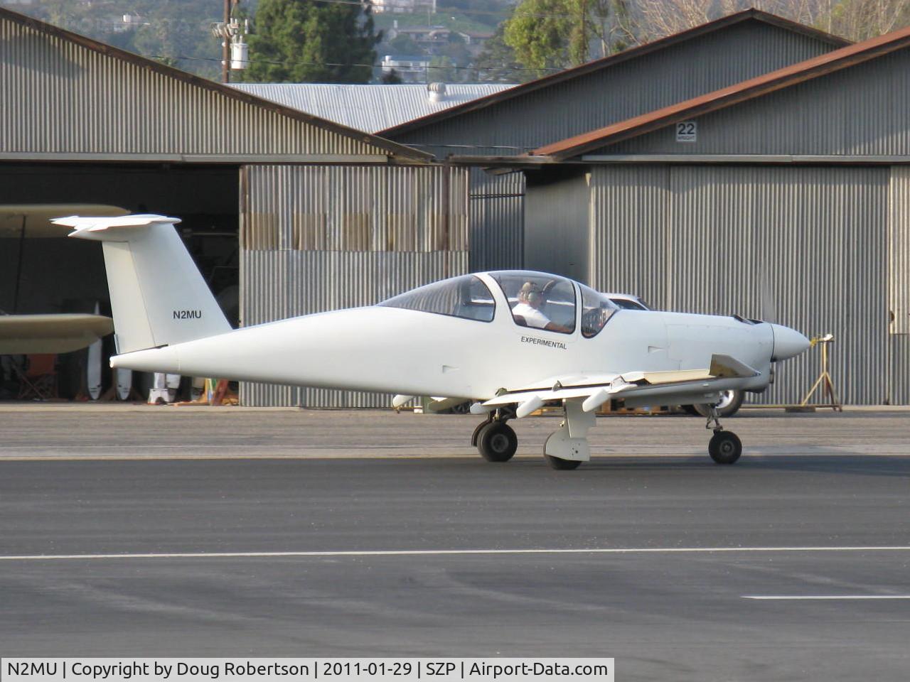 N2MU, 2002 Garrison Melmoth 2 C/N 1, 2002 Garrison MELMOTH 2, Continental TSIO-360 Turbo-supercharged 220 Hp, Note Fowler trailing-edge wing flaps, taxi