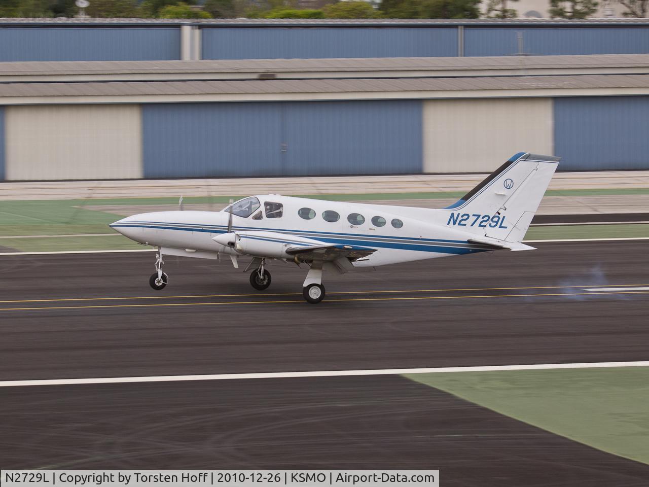 N2729L, 1979 Cessna 414A Chancellor C/N 414A0431, N2729L arriving on RWY 21