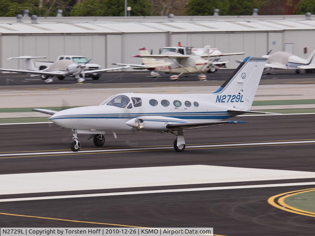 N2729L, 1979 Cessna 414A Chancellor C/N 414A0431, N2729L departing from RWY 21