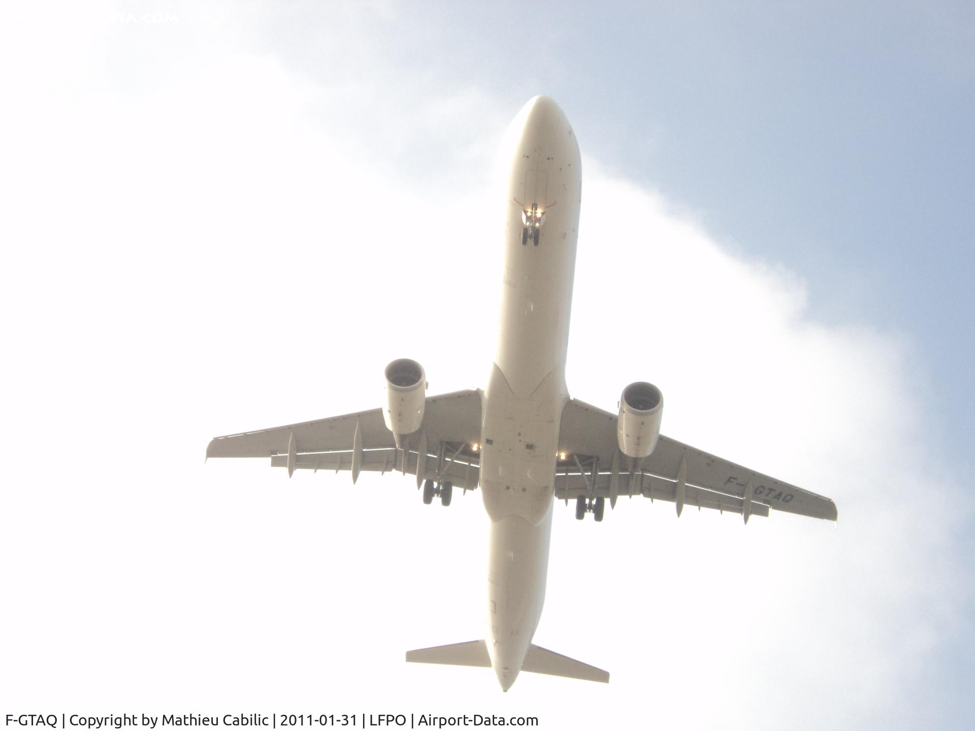 F-GTAQ, 2008 Airbus A321-211 C/N 3399, Airbus A321-211 final runway 06