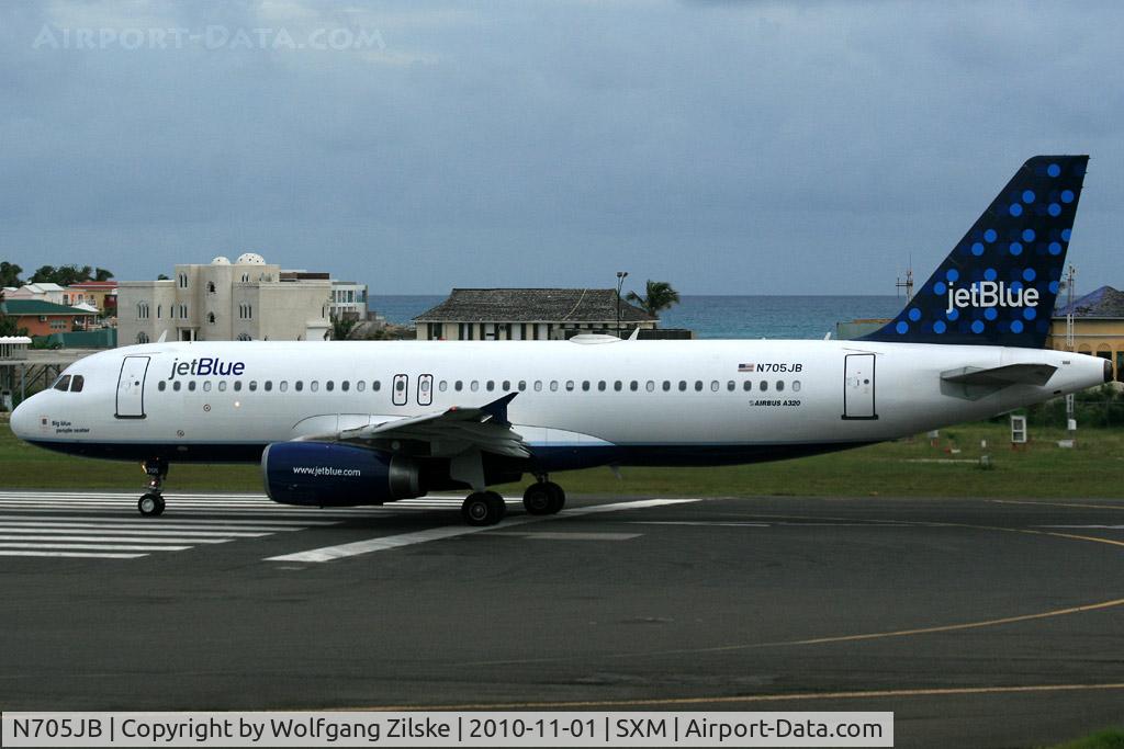 N705JB, 2008 Airbus A320-232 C/N 3416, visitor